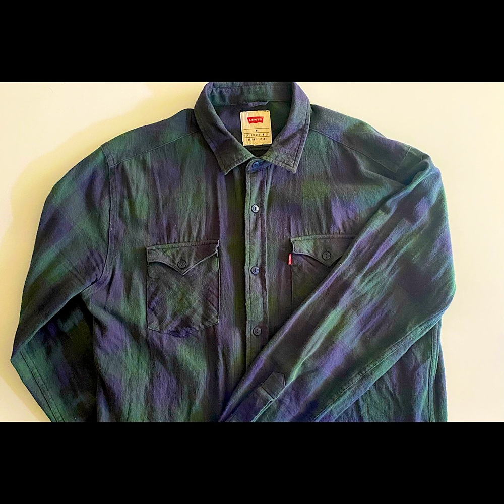Levi’s Button Down Flannel